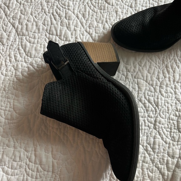 Black Booties - Picture 4 of 4